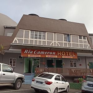 Ria Cameron Hotel